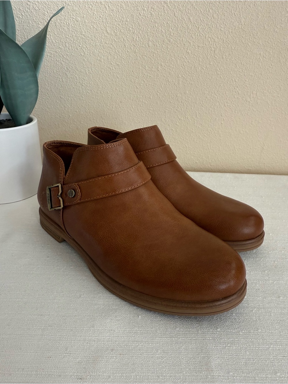 New Dr. Scholl’s Brown Faux Leather Ankle Boots with Buckle